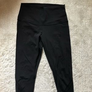 Lululemon Wunder Under Crop Scallop Leggings